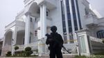 Penampakan Rumah Mewah Apin BK yang Disita Polda Sumut