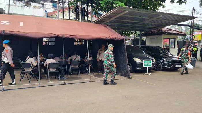 Suasana penjagaan jelang sidang Bharada E (Farih-detikcom)
