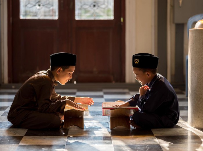 Tema Hari Santri 2022 telah dirilis Kementerian Agama Republik Indonesia (Kemenag RI). Seperti diketahui, Hari Santri diperingati setiap tanggal 24 Oktober.