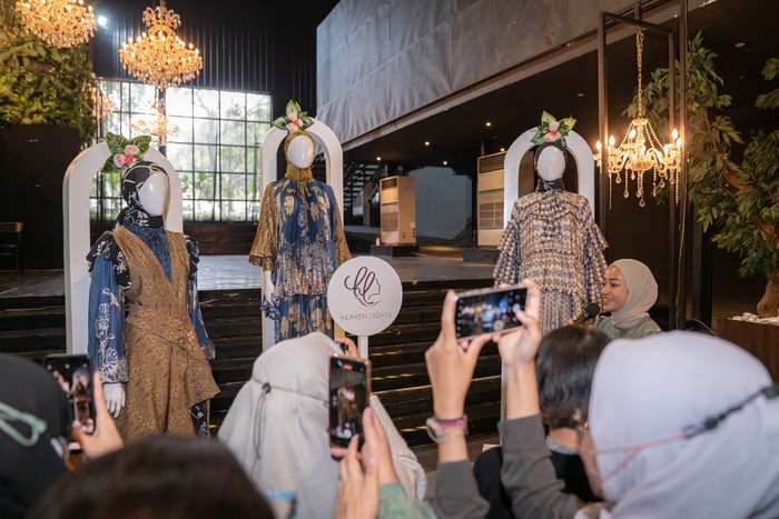 Tokopedia Boyong Sejumlah Brand Lokal ke Ajang Fesyen Dunia Tokopedia Boyong Sejumlah Brand Lokal ke Ajang Fesyen Dunia