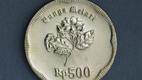 Rp 500 Tahun Edearan Rp 1991. Gambar depan Garuda Pancasila, tahun pencetakan, serta tulisan Bank Indonesia. Gambar belakang tulisan bunga melati dan setangkai bunga melati. Foto: De Agostini via Getty Images