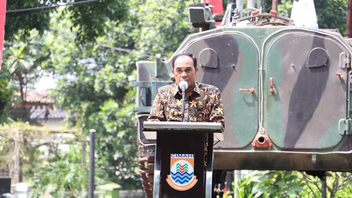 Wali Kota Cimahi Ngatiyana.