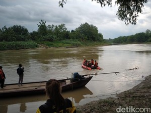 Pria Warga Bojonegoro Hilang Diduga Tercebur Sungai Tukbuntung