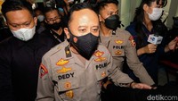 Selain PT LIB, tim Asops Polri juga memenuhi panggilan Komnas HAM.
