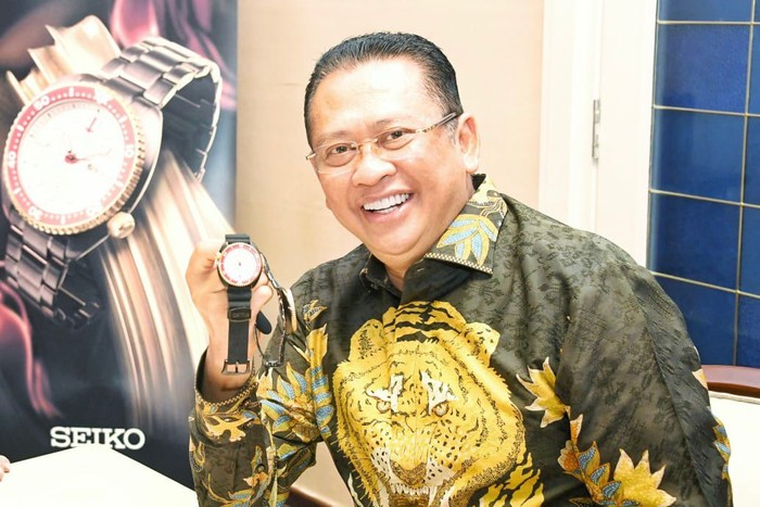 Bamsoet Diminta Jadi Brand Ambassador Jam Seiko Edisi Merah Putih