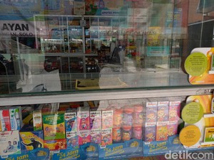 Obat Sirup Disetop Sementara, Bagaimana dengan Obat Herbal Cair?