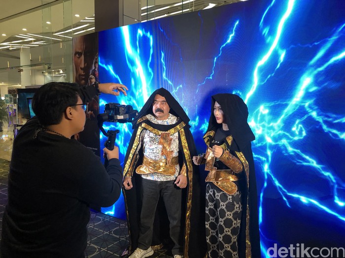 Inul Inul dan Mas Adam saat ditemui di press screening Black Adam di Gandaria.