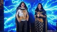 Adam Suseno dan Inul Daratista saat ditemui di acara press screening Black Adam di kawasan Gandaria, Jakarta Selatan pada Selasa (18/10).