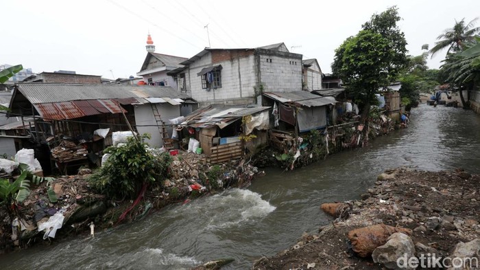 Langkah Strategis DKI Jakarta: Relokasi Warga dari Kawasan Rawan Banjir Kali Krukut dan Kali Mampang