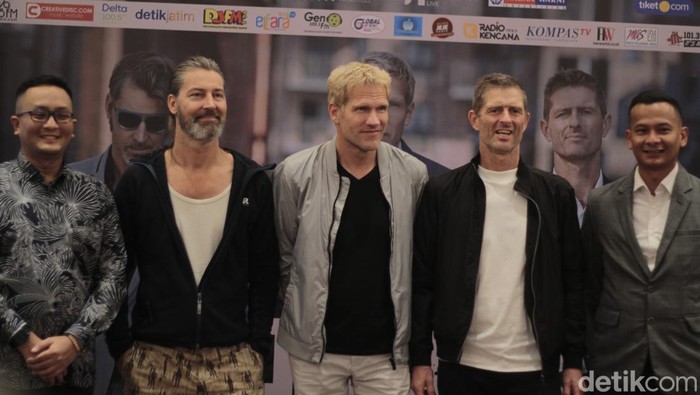 Konser MLTR di Surabaya Michael Learns to Rock (MLTR) akan konser di Surabaya pada Rabu (19/10/2022). Kehadiran band pop rock asal Denmark ini akan menjadi obat rindu bagi fans di Kota Pahlawan.