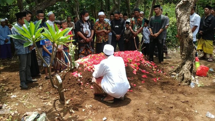 Korban Ledakan Bom Ikan Hancurkan Rumah di Pasuruan Meninggal Dunia