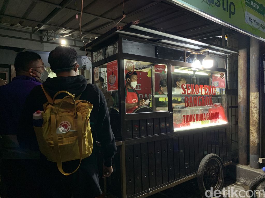 Kuliner Sekoteng Bangkok di Bandung.