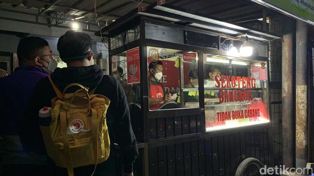 Kuliner Sekoteng Bangkok di Bandung.