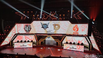 Selain menyabet gelar sebagai tim Mobile Legends terbaik di Indonesia, Moonton menyiapkan hadiah uang tunai. Foto: (Panji Saputro/detikINET).