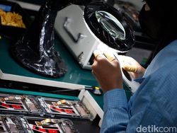 Intip Proses Pembuatan Oppo A77s Made in Tangerang