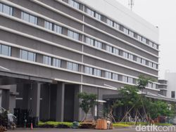 Intip Proses Pembuatan Oppo A77s Made in Tangerang