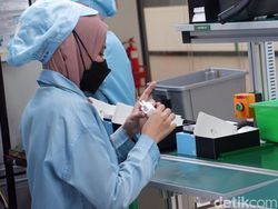 Intip Proses Pembuatan Oppo A77s Made in Tangerang