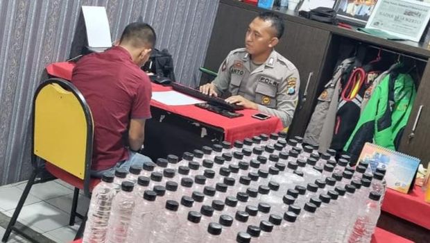 pengiriman arak bali ke mojokerto digagalkan