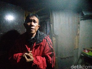 Haru Suharto, Peraih Emas SEA Games Sempat Jadi Tukang Becak Diberi Khofifah HP