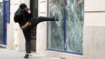 Prancis Rusuh! Demonstran Ngamuk, Kantor Bank Dirusak
