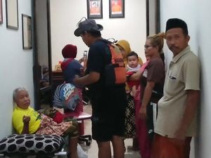 Korban Banjir Trenggalek Butuh Popok Bayi dan Dewasa-Selimut