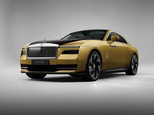 Akhirnya Rolls-Royce Rilis Mobil Listrik Pertama untuk para Jutawan Dunia