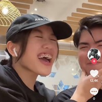 Sementara Laura Meizani Mawardi atau yang biasa dipanggil Lolly merupakan anak pertama dari Nikita Mirzani. Laura dan Sean juga sering terlihat melakukan live bareng di TikTok. Foto: TikTok/@seanmikaelalexander