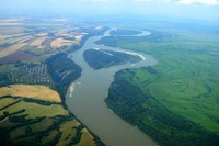 Sungai Ob-Irtysh atau singkatnya Sungai Ob adalah satu dari sungai utama Siberia. Ini mengalir ke Laut Arktik dan memiliki panjang 5.410 km.