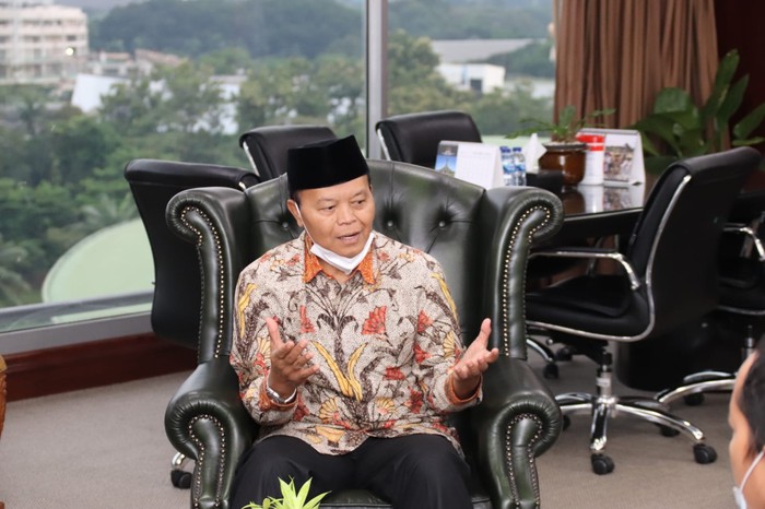Wakil Ketua MPR RI Hidayat Nur Wahid (HNW)