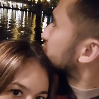 Bak pasangan yang sedang dimabuk asmara, gaya pacaran Wulan dan Sabda terlihat seperti ABG yang baru pacaran. Keduanya terlihat begitu mesra dan juga romantis. Foto: Instagram/@wulanguritno