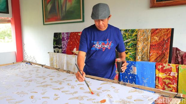batik pace pacitan