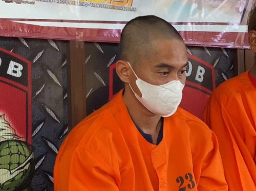 Harry Pramudiarta usai dibekuk polisi karena membawa kabur duit jutaan dari spa tempatnya bekerja.
