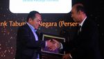 Borong Penghargaan Bergengsi