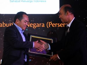 Borong Penghargaan Bergengsi