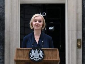 PM Inggris Resign, Pound Sterling Langsung Menguat!