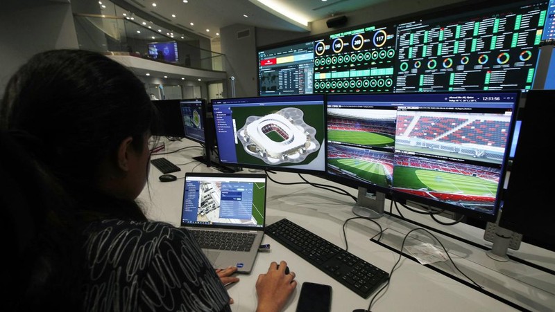 Soccer Football - Inside Qatar’s Command Center for the World Cup - Aspire Zone, Doha, Qatar - October 6, 2022 General view during a tour of the Command Centre REUTERS/Hamad I Mohammed