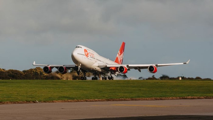 Cosmic Girl dari Virgin Orbit