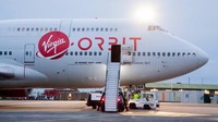 Virgin membuat pesawat Boeing 747 sebagai peluncur roket. Tujuannya adalah ke luar angkasa.