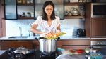 10 Sudut Kece Dapur Nana Mirdad dengan Konsep Terbuka dan Sejuk