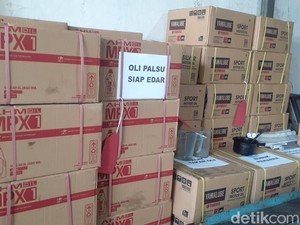Bisnis Oli Palsu Semarang Dibongkar, Sehari Produksi 3.000 Botol