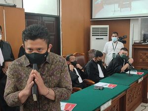 Ferdy Sambo Kembali Pakai Batik di Sidang Pembunuhan Brigadir J