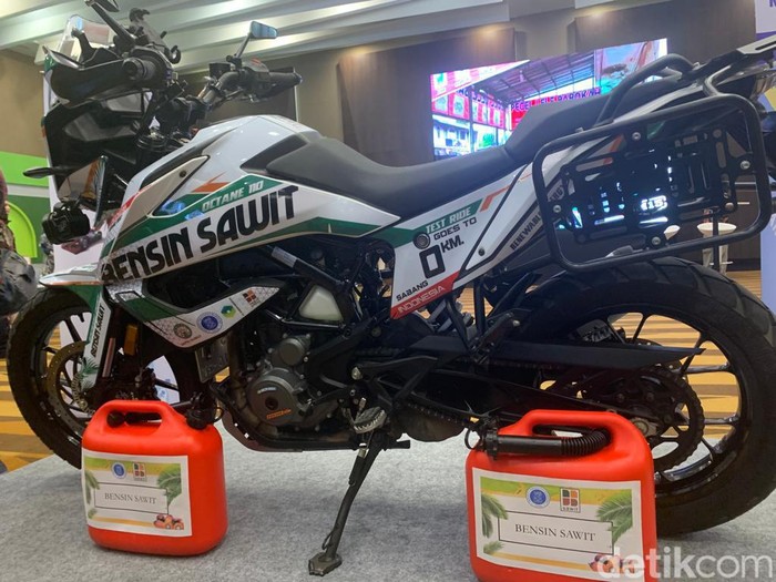 Inovasi minyak sawit menjadi bensin atau bensin sawit.