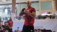 Latihan ini digelar jelang laga duel UFC 280 melawan Islam Makhachev.  