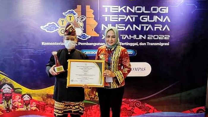 Kabupaten Tulang Bawang Juara III Teknologi Tepat Guna Nusantara.