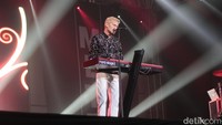 Jascha Richter (vokal/keyboard)/Foto: Suki/detikJatim