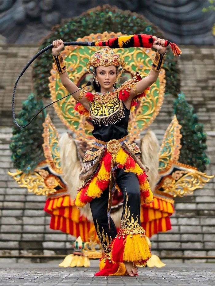 Kostum Nasional Indonesia untuk Miss Grand International 2022