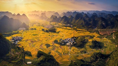 Lanskap Persawahan di China Ini Bikin Terkesima