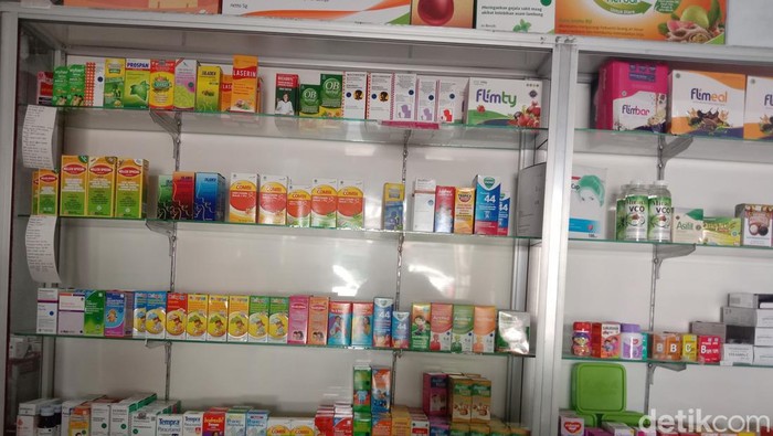 3 Apotek di Manado masih menjual obat sirup. Pihak Apotek berdalih hanya melakukan edukasi.