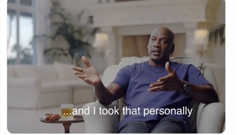 Sebelum laga, pelatih Spurs Antonio Conte menyebut dulu mereka kalah dari MU hanya karena Ronaldo. Mungkin Erik Ten Hag panas dan ingin membuktikan MU bisa menang atas Spurs tanpa Ronaldo. Foto: Twitter