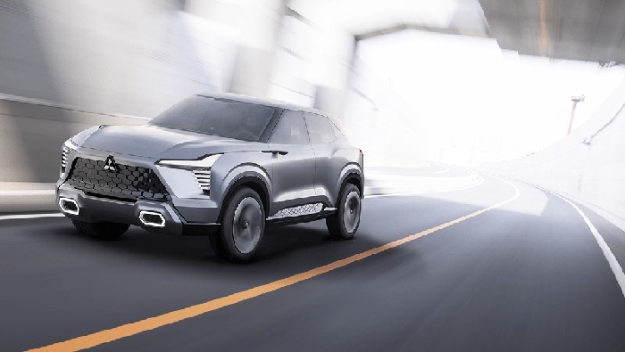 Mitsubishi XFC Concept Mitsubishi XFC Concept, calon SUV pesaing Honda HR-V dan Hyundai Creta